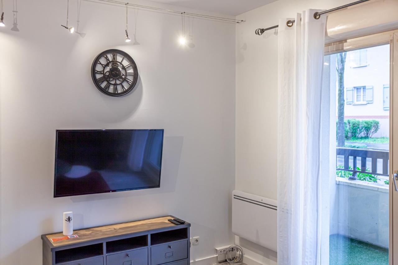 Appartement Equipe Proche De Disneyland Serris Exterior photo